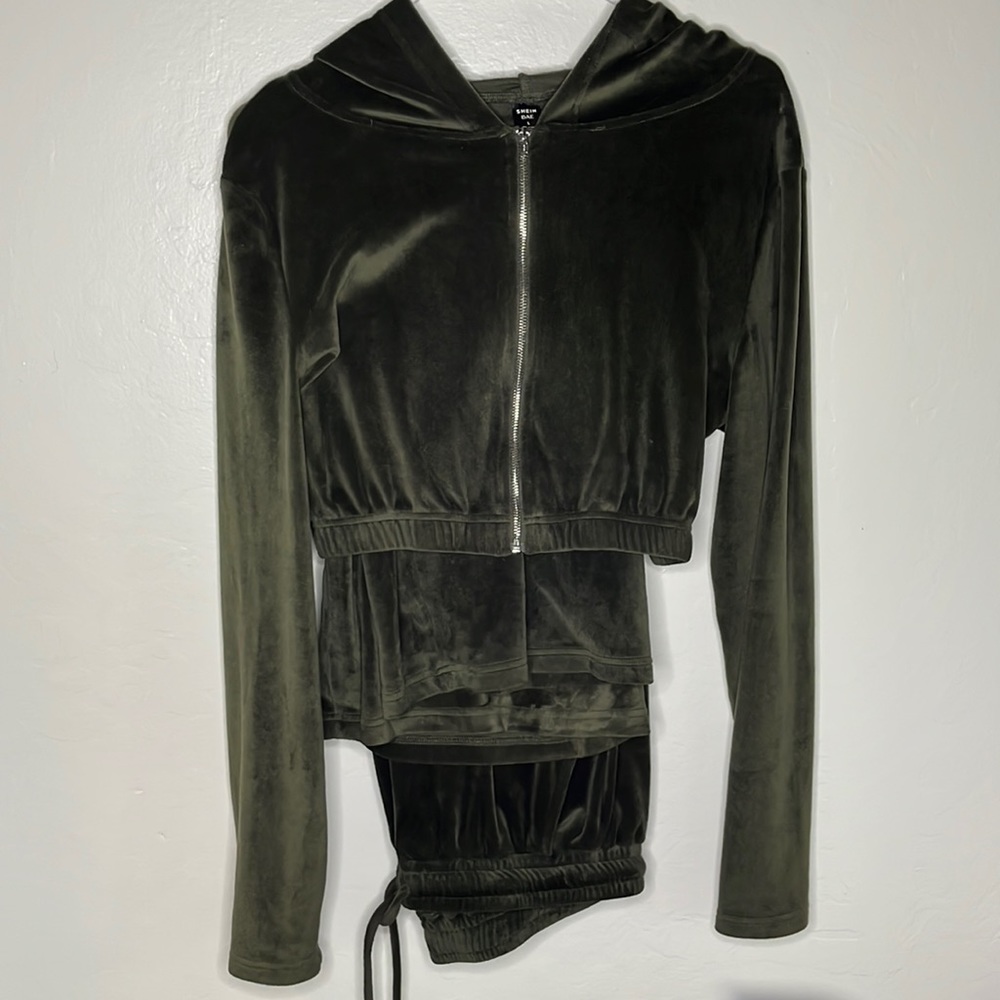 Two piece velour set